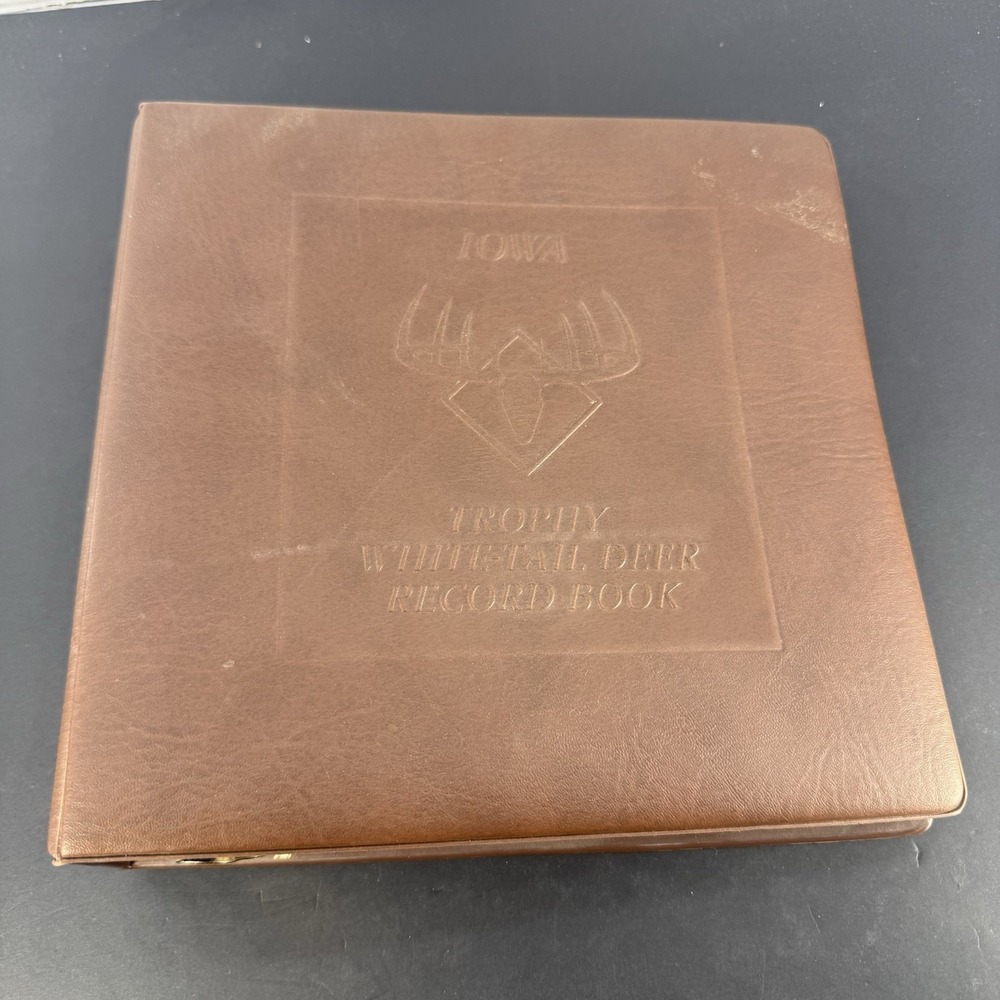 1998 Iowa Trophy Whitetail Deer Record Book 1953-1998 Hunting Binder Rare